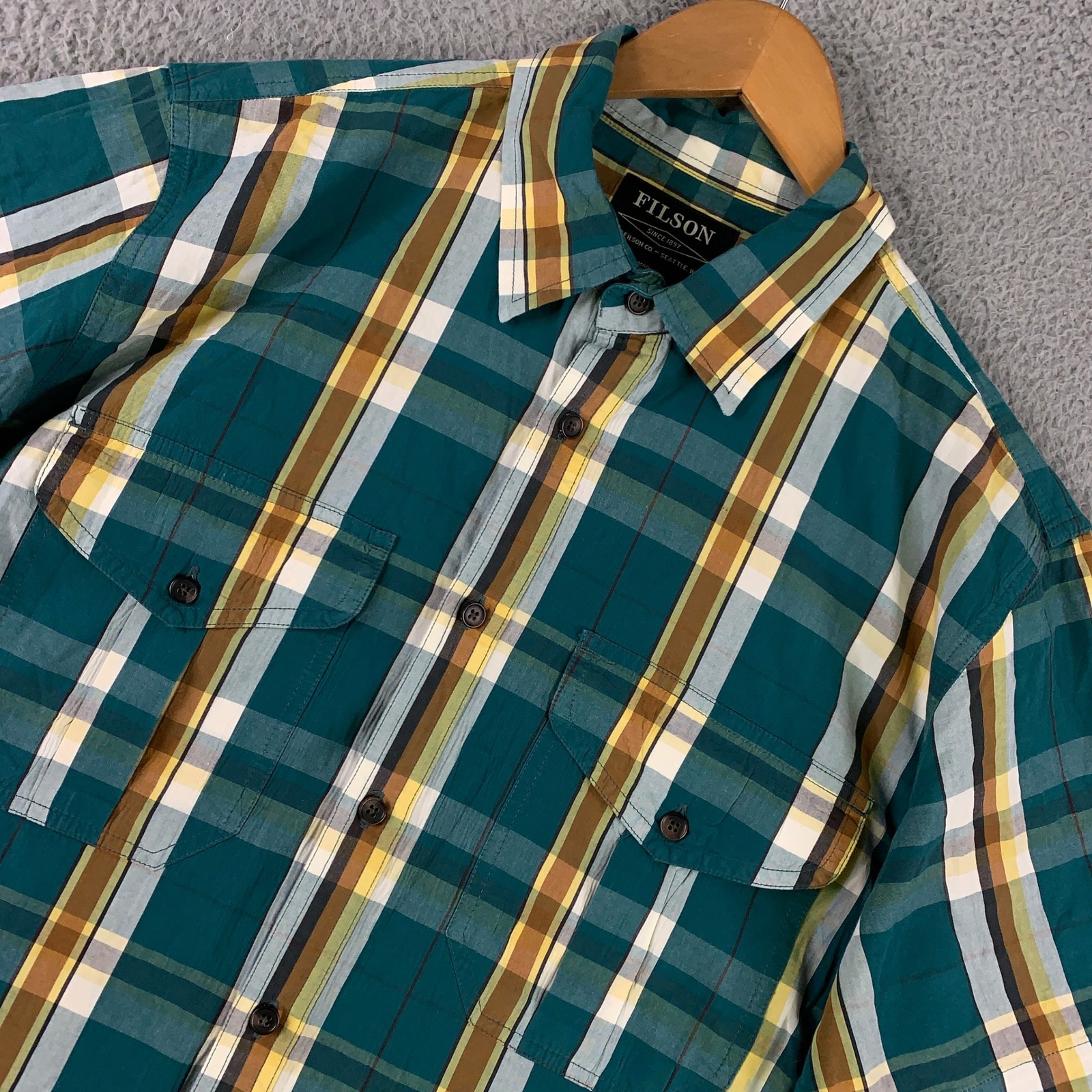 Filson Button-Down Shirt Men's Medium M Plaid Teal Gold Short-Sleeve Casual